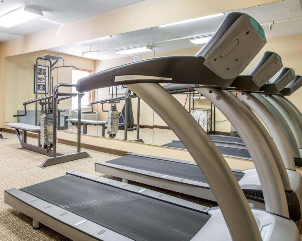 Quality Inn Mystic-Groton Екстериор снимка