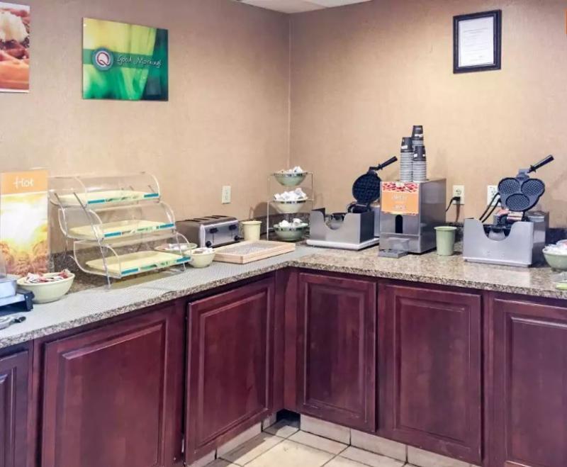 Quality Inn Mystic-Groton Екстериор снимка